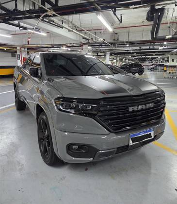 RAM RAMPAGE 2.0 HURRICANE 4 TURBO GASOLINA R/T 4X4 AUTOMÁTICO